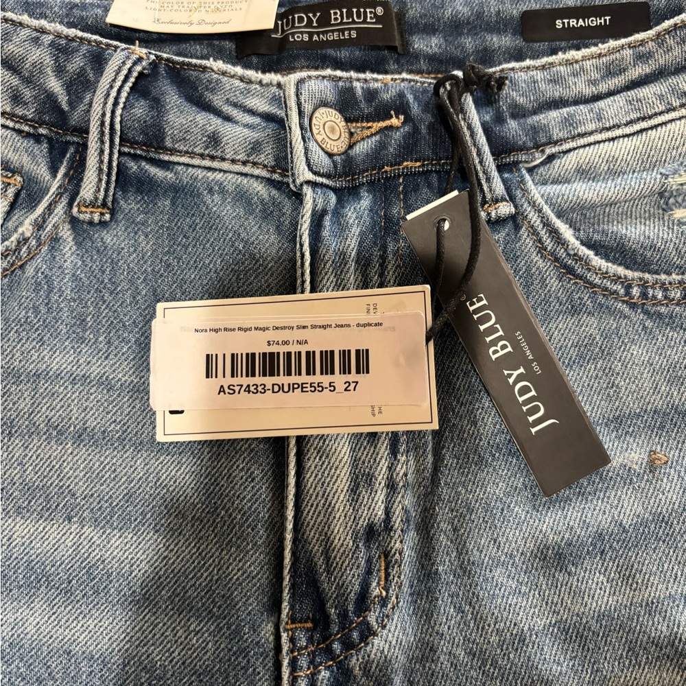 Judy Blue Light Wash Denim Jeans. Rigid magic.